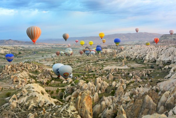 Comment organiser une expédition en montgolfière au-dessus de la Cappadoce sans tour opérateur ?